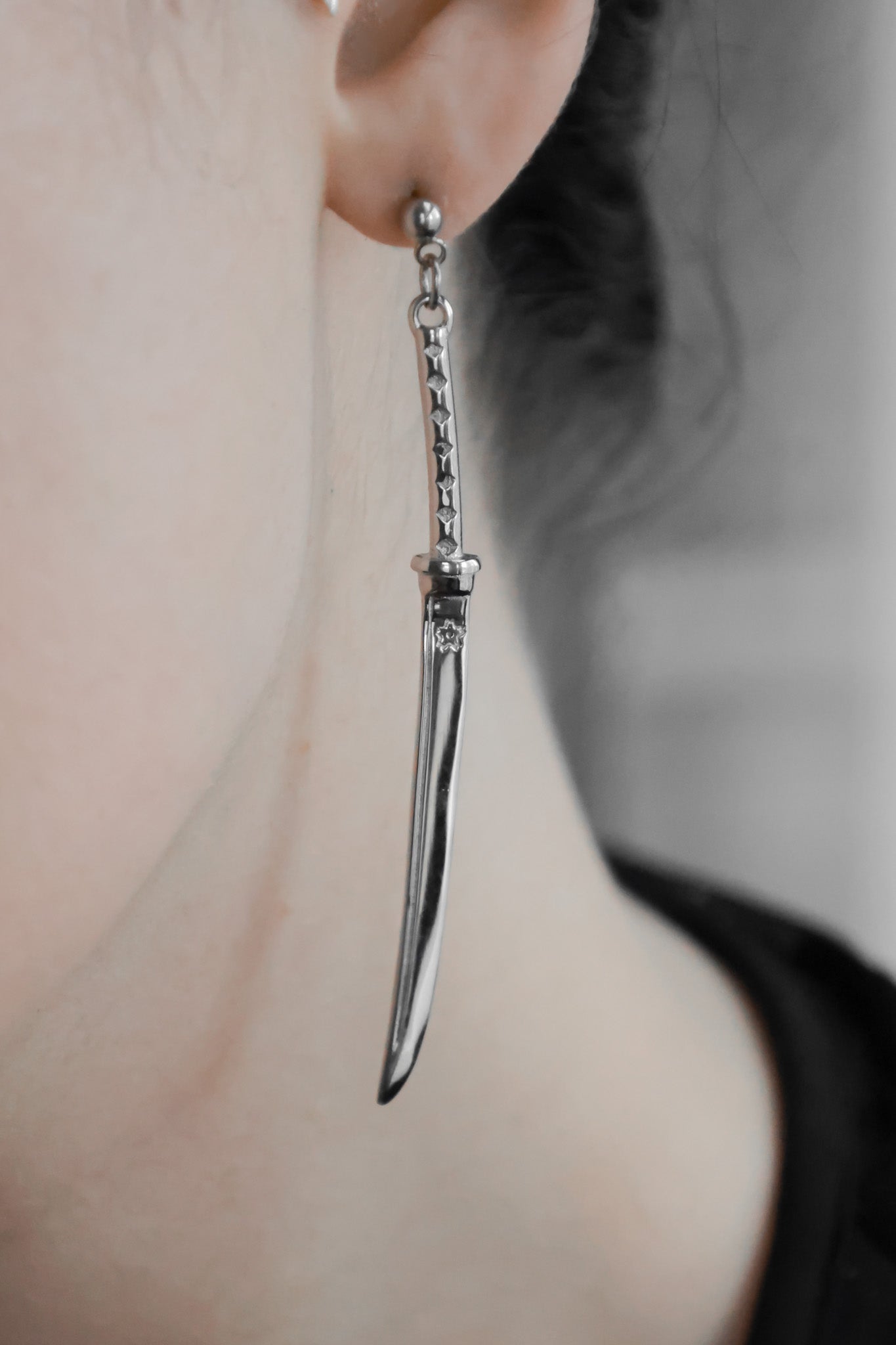 Blossom Katana Earring - Tsuki Blade