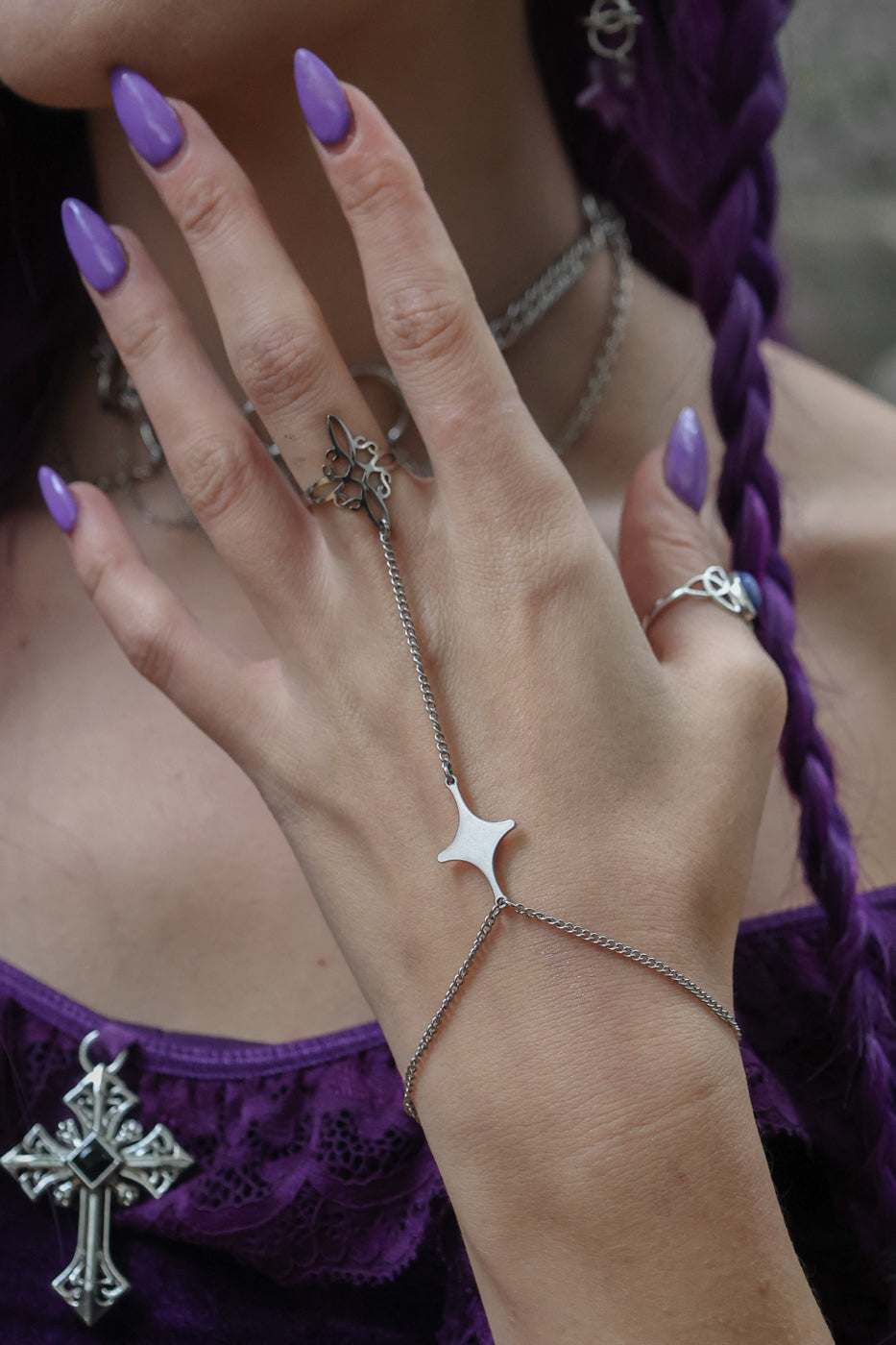 Astral Hand Chain – Tsuki Blade