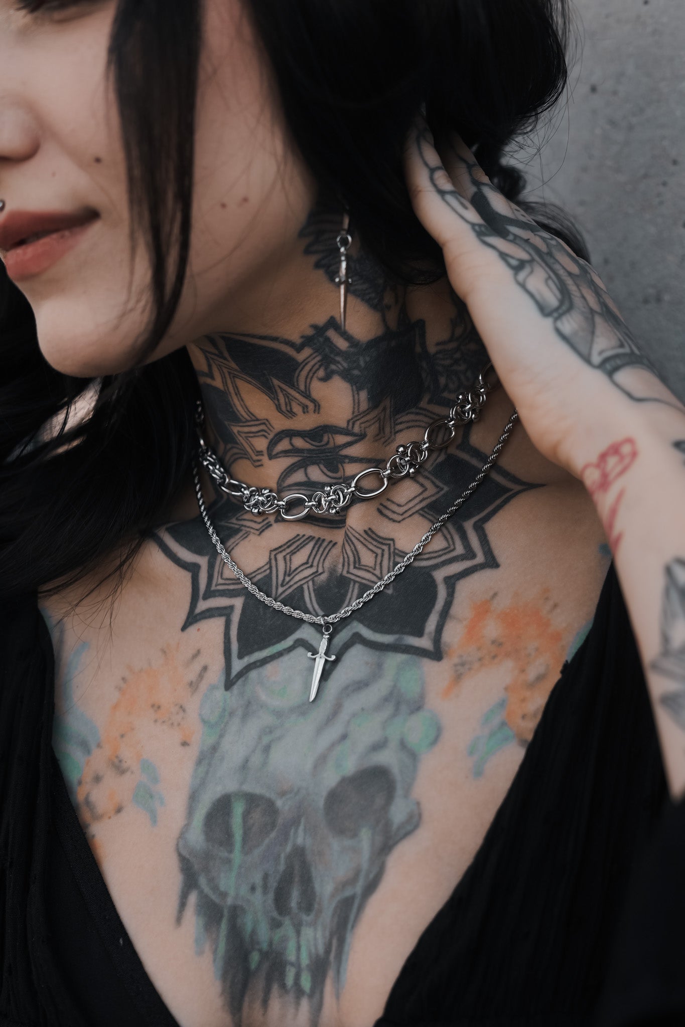 Divine Binding Choker Necklace - Tsuki Blade