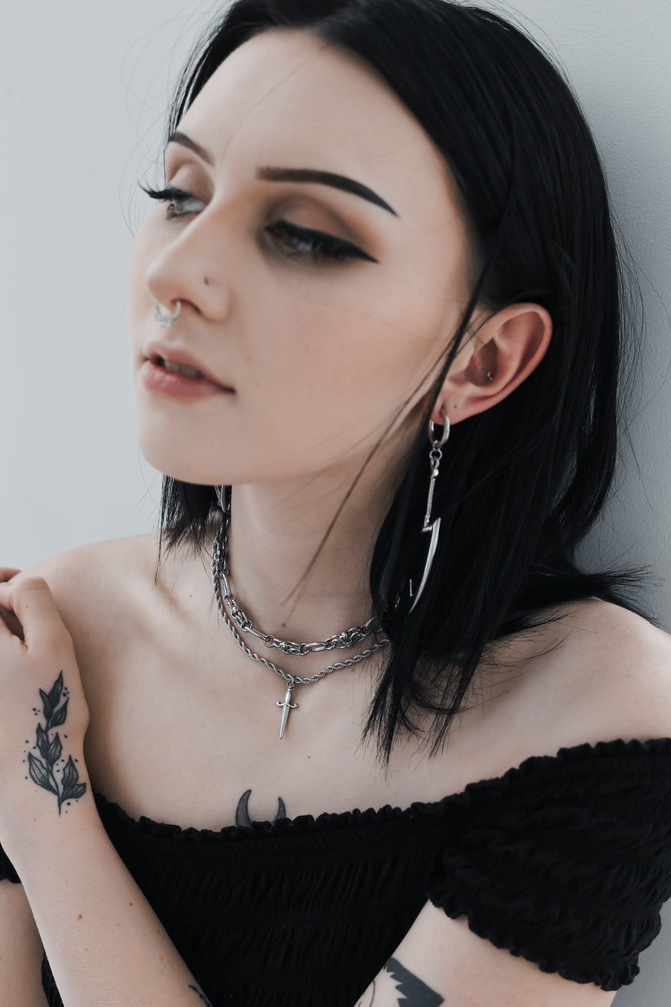 Sacrifice Choker Necklace - Tsuki Blade