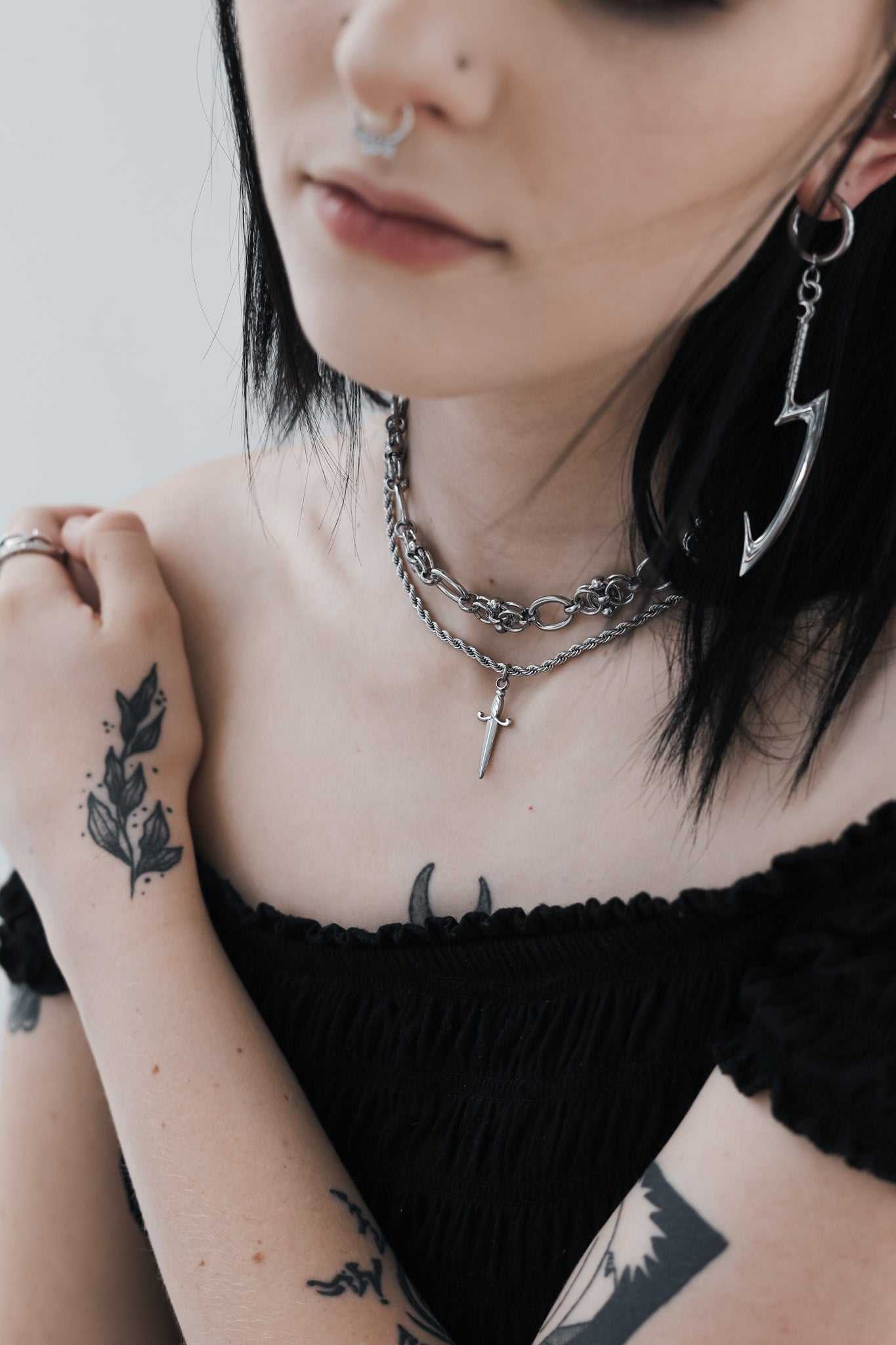 Sacrifice Choker Necklace - Tsuki Blade