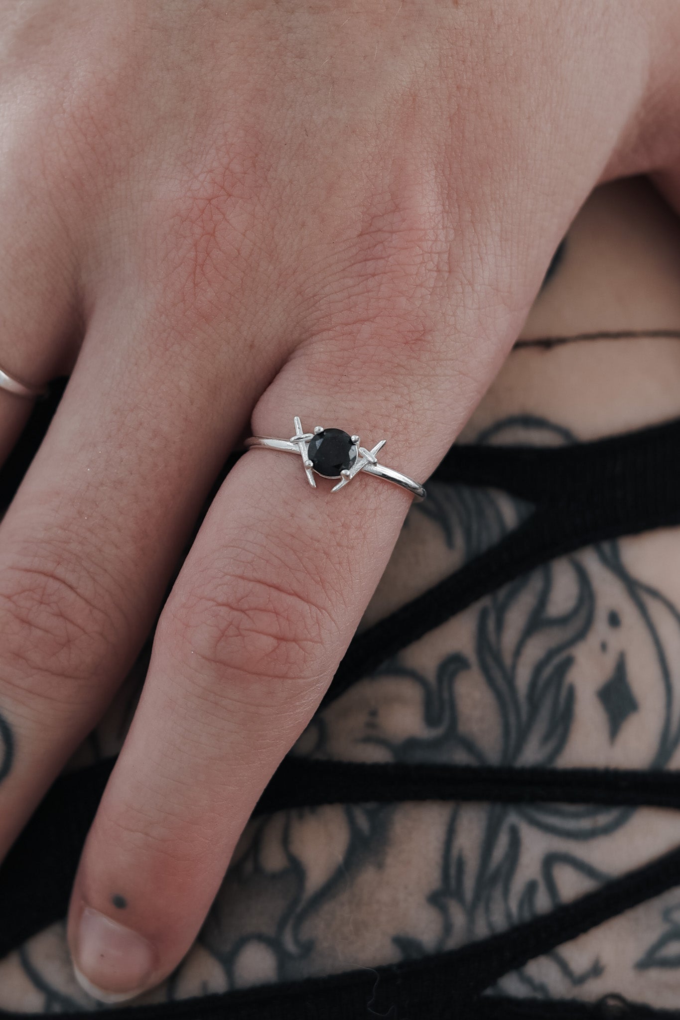 Onyx Warrior Ring - Tsuki Blade