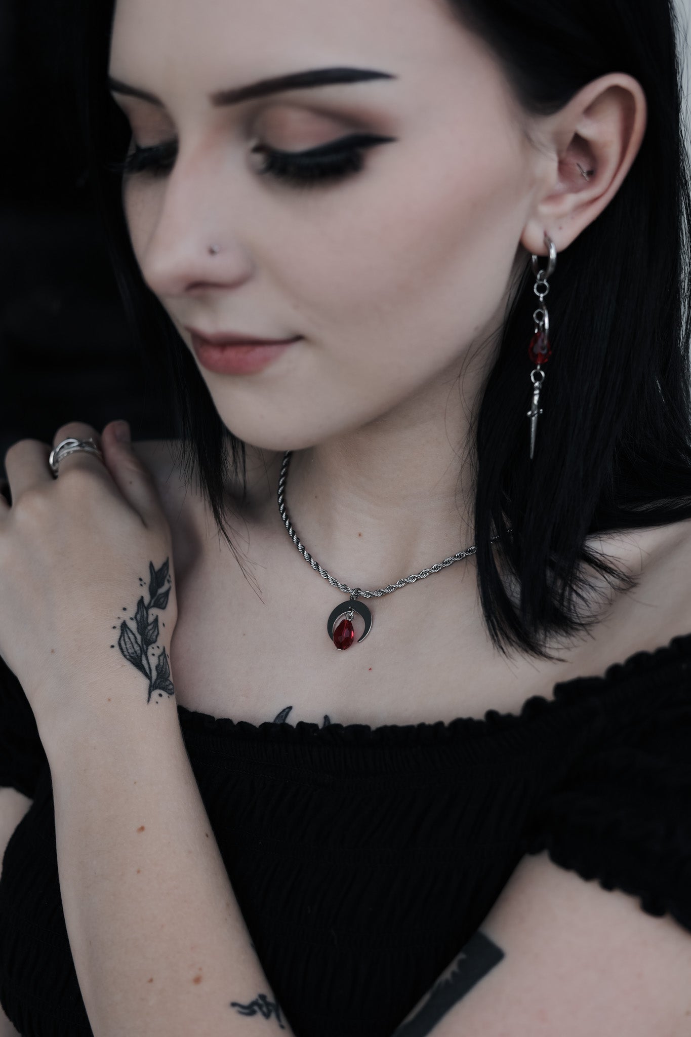Blood Moon Necklace - Tsuki Blade