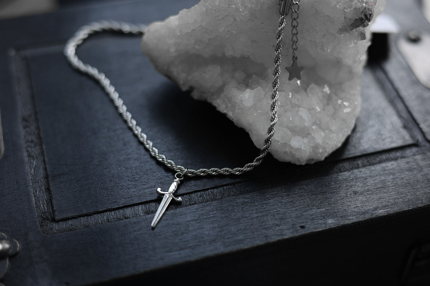Sacrifice Choker Necklace - Tsuki Blade