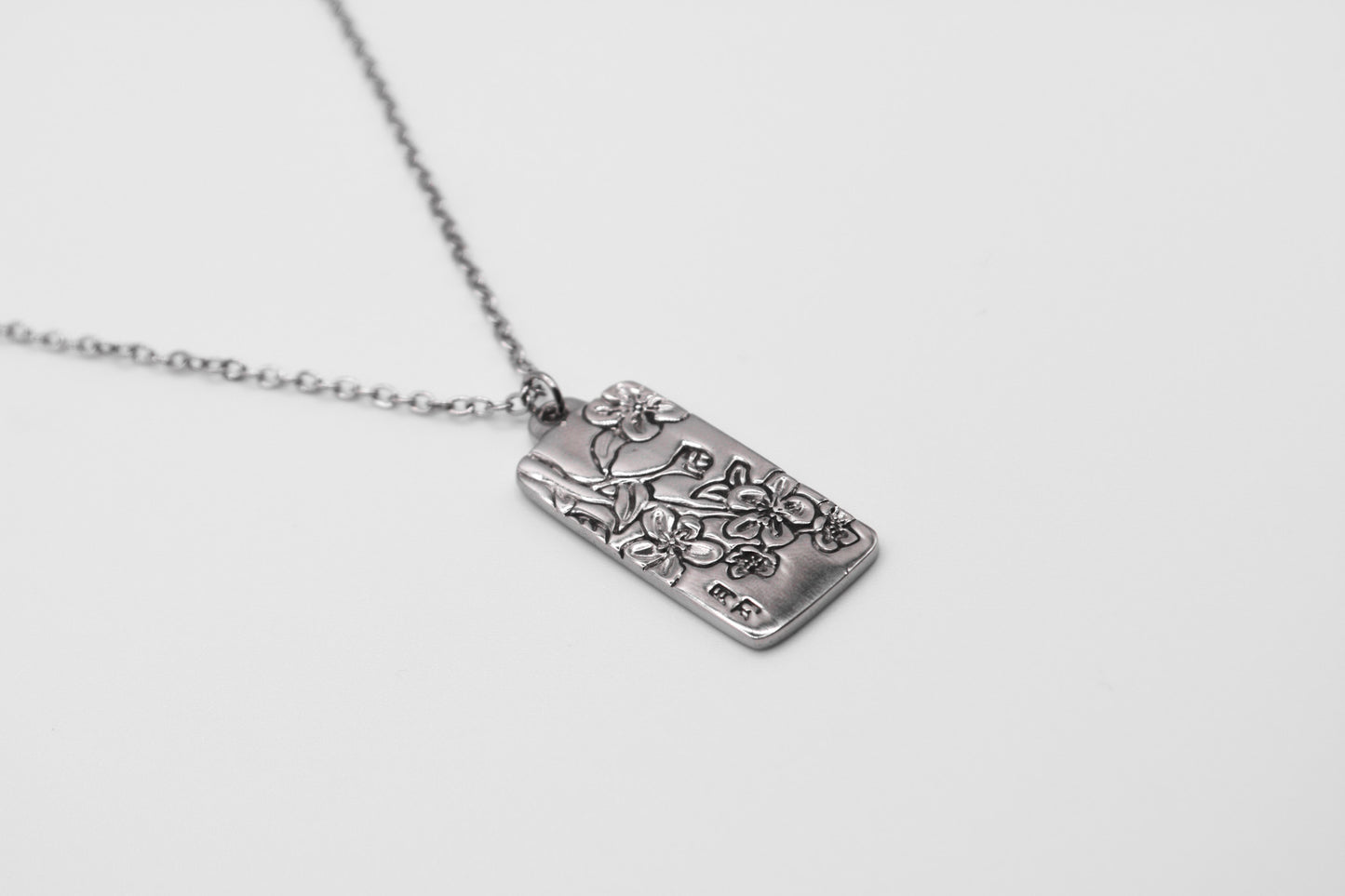 Sakura Pendant Necklace - Tsuki Blade