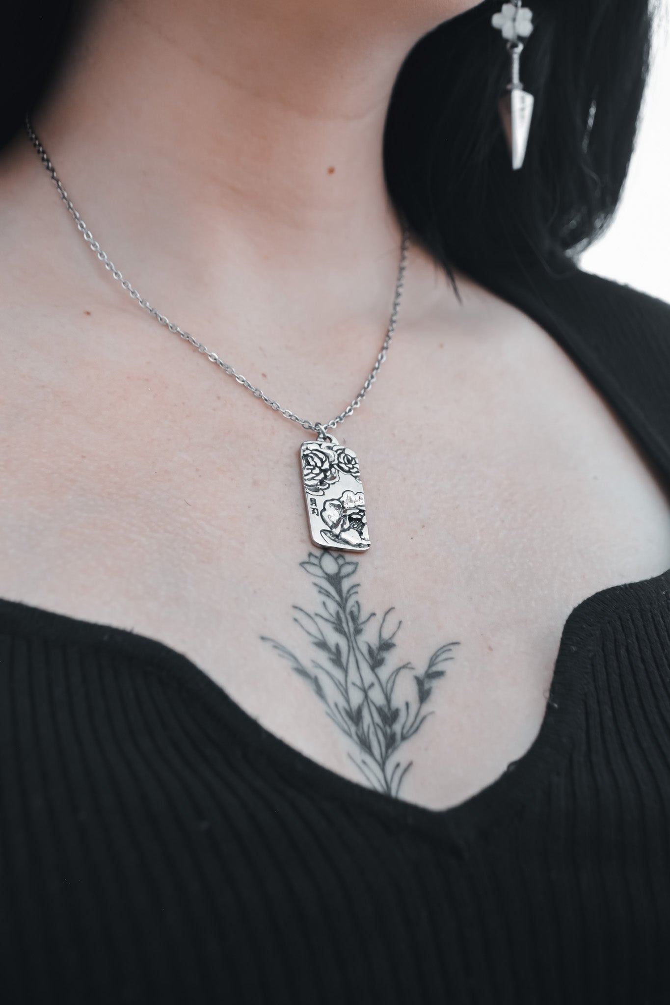 In Bloom Pendant Necklace - Tsuki Blade