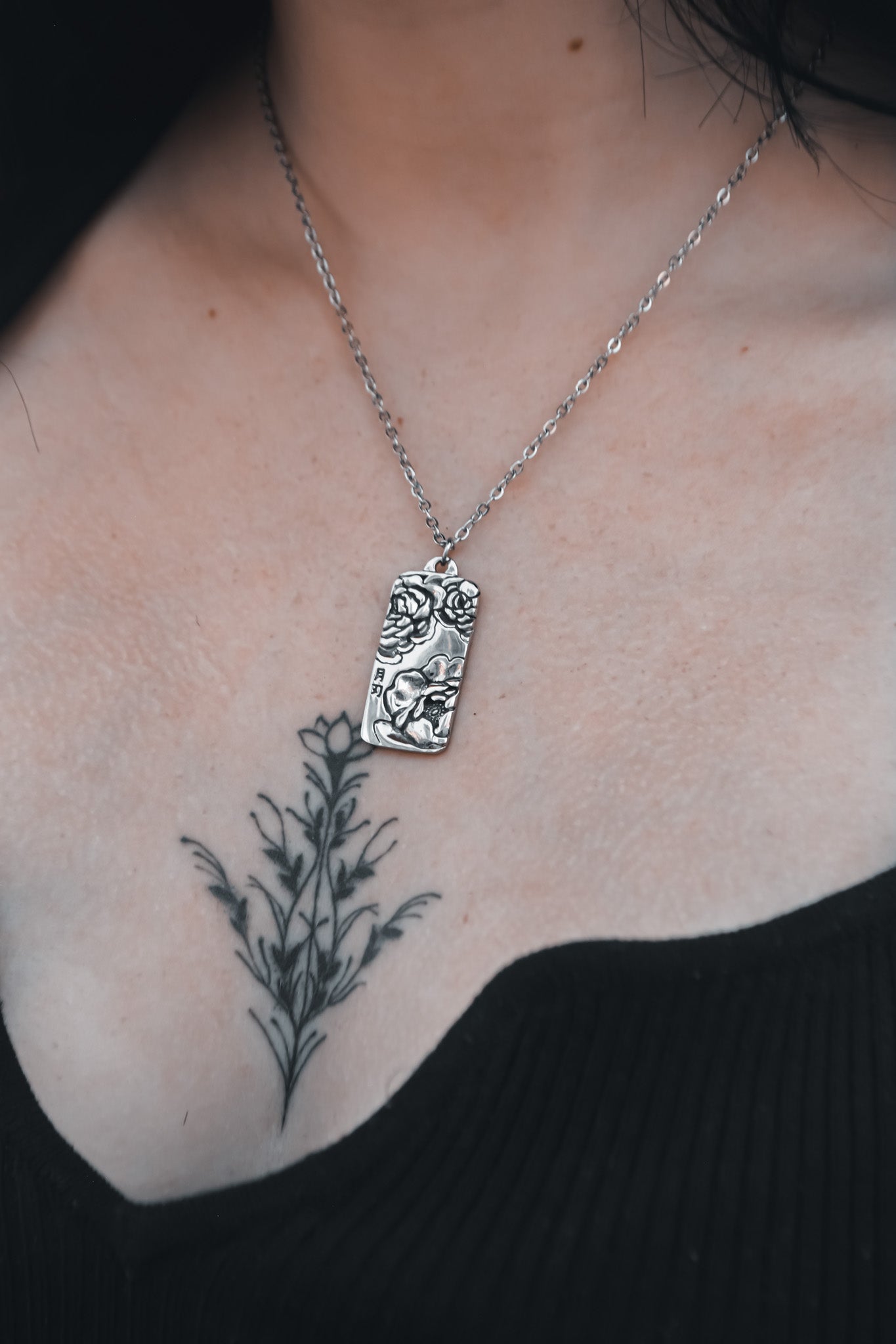 In Bloom Pendant Necklace - Tsuki Blade