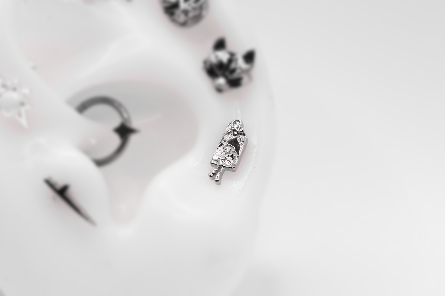 Good Fortune Flatback Piercing Stud - Tsuki Blade
