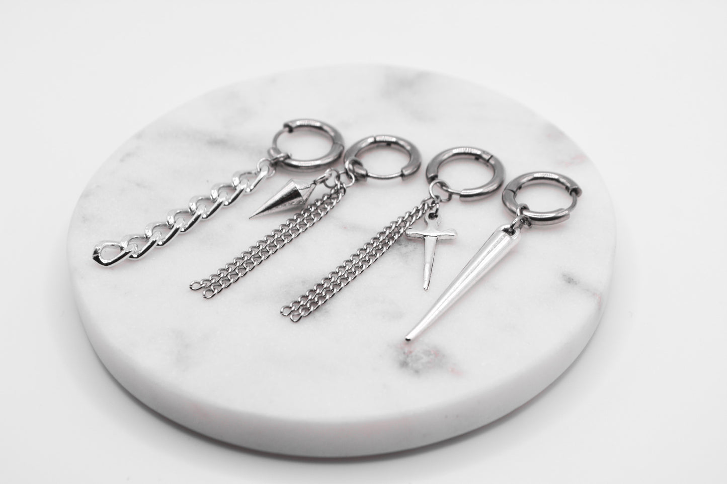 In Chains Mega Set - Tsuki Blade