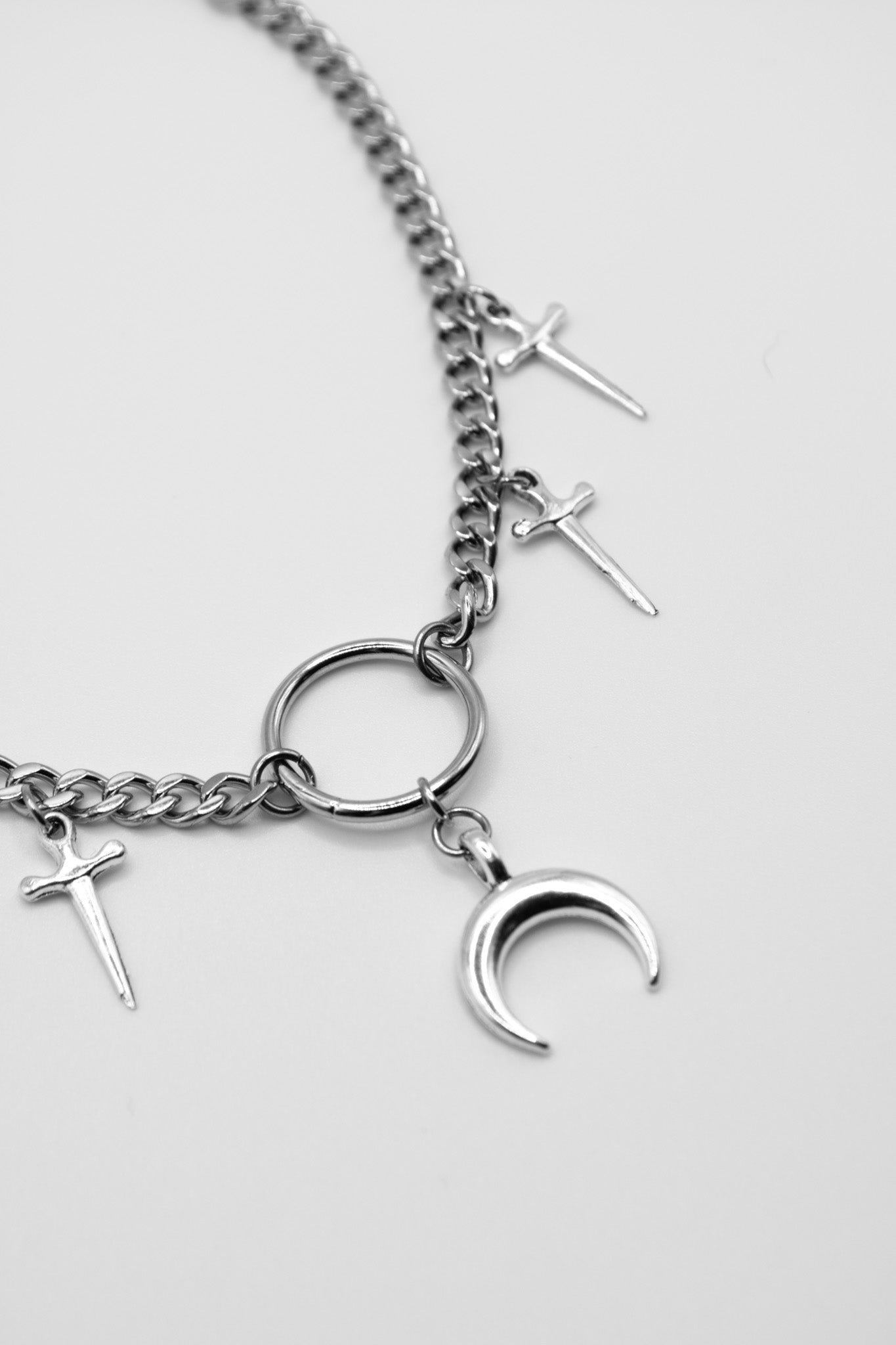 Hail Of Blades Choker Necklace - Tsuki Blade