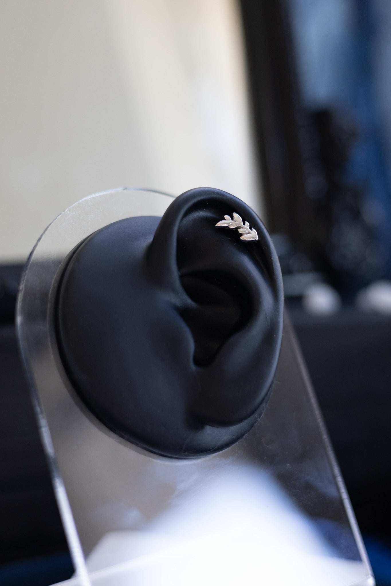 Flourish Flatback Piercing Stud