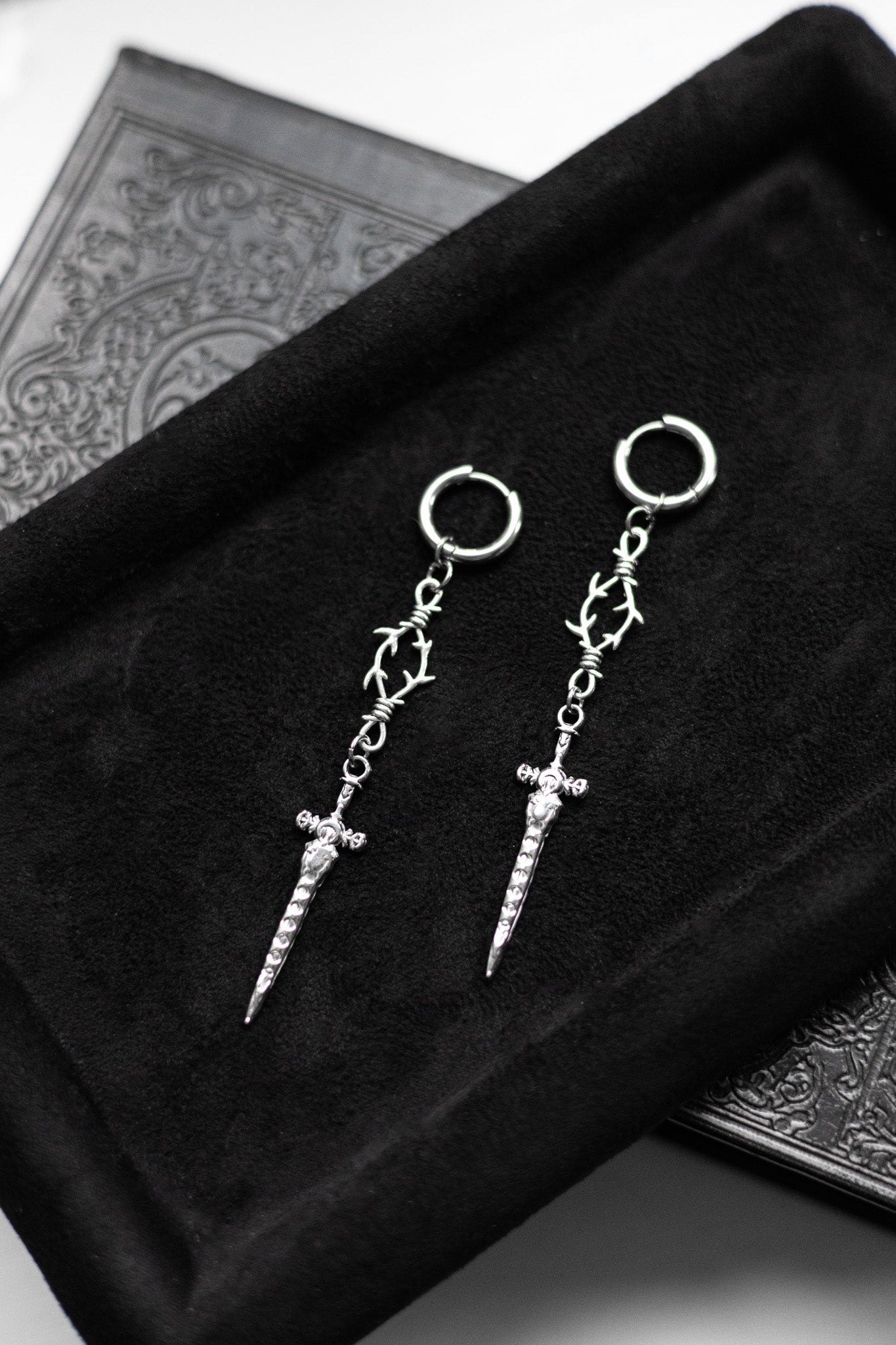 Knight’s Thorn Earrings
