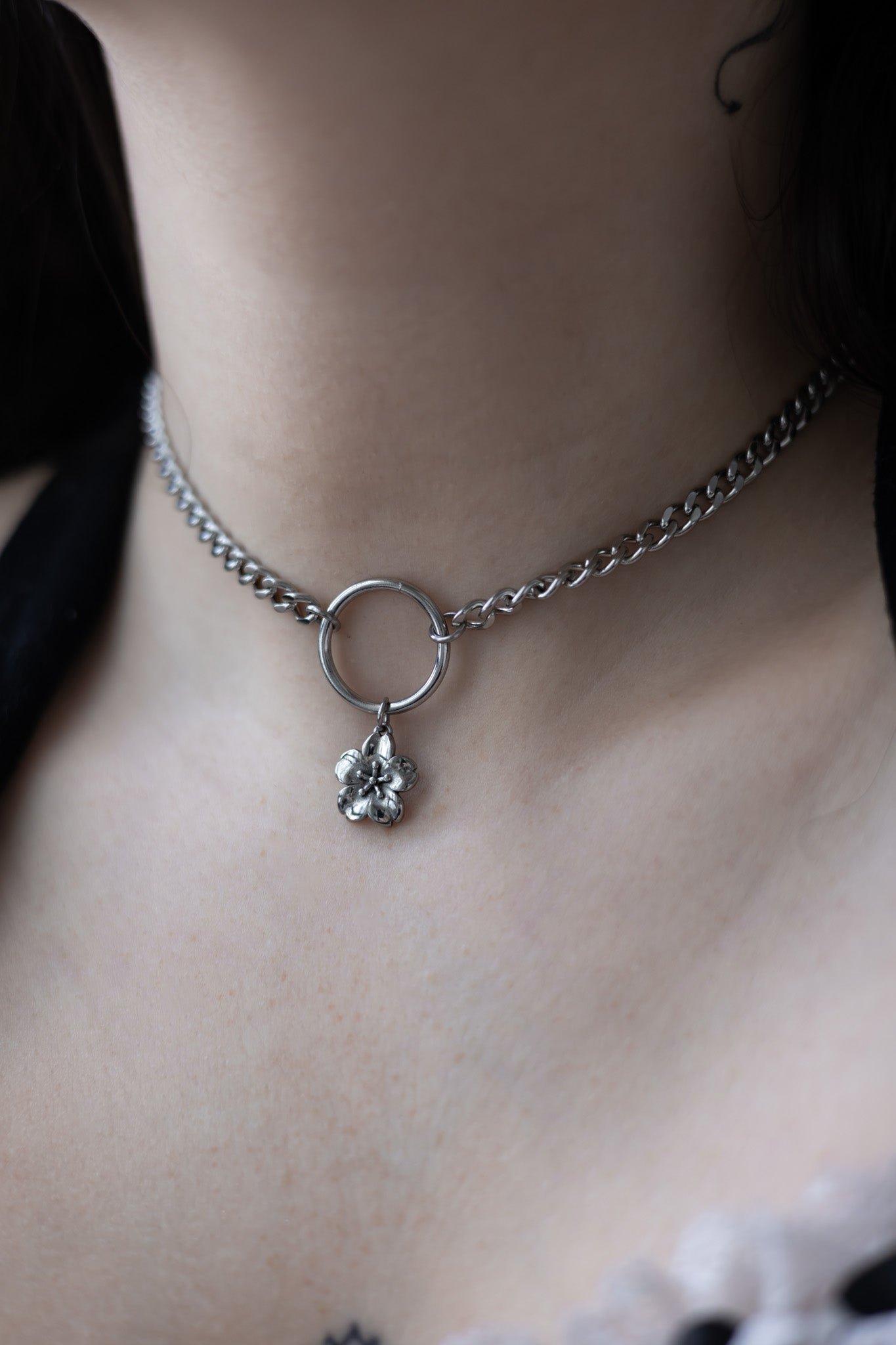 Sakura Choker