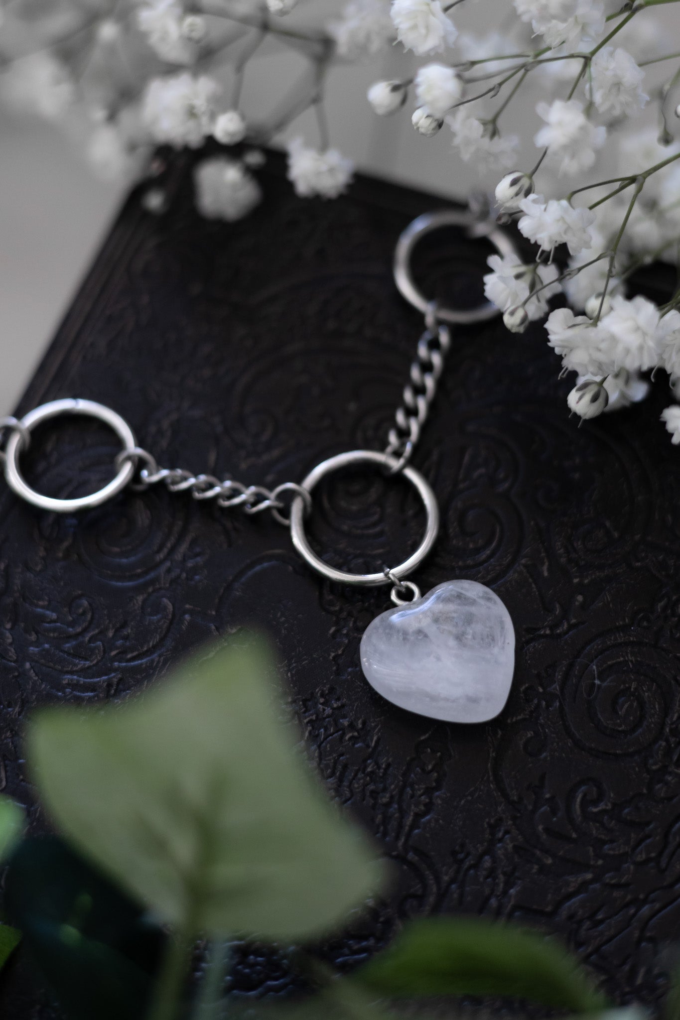 Frostbound Choker