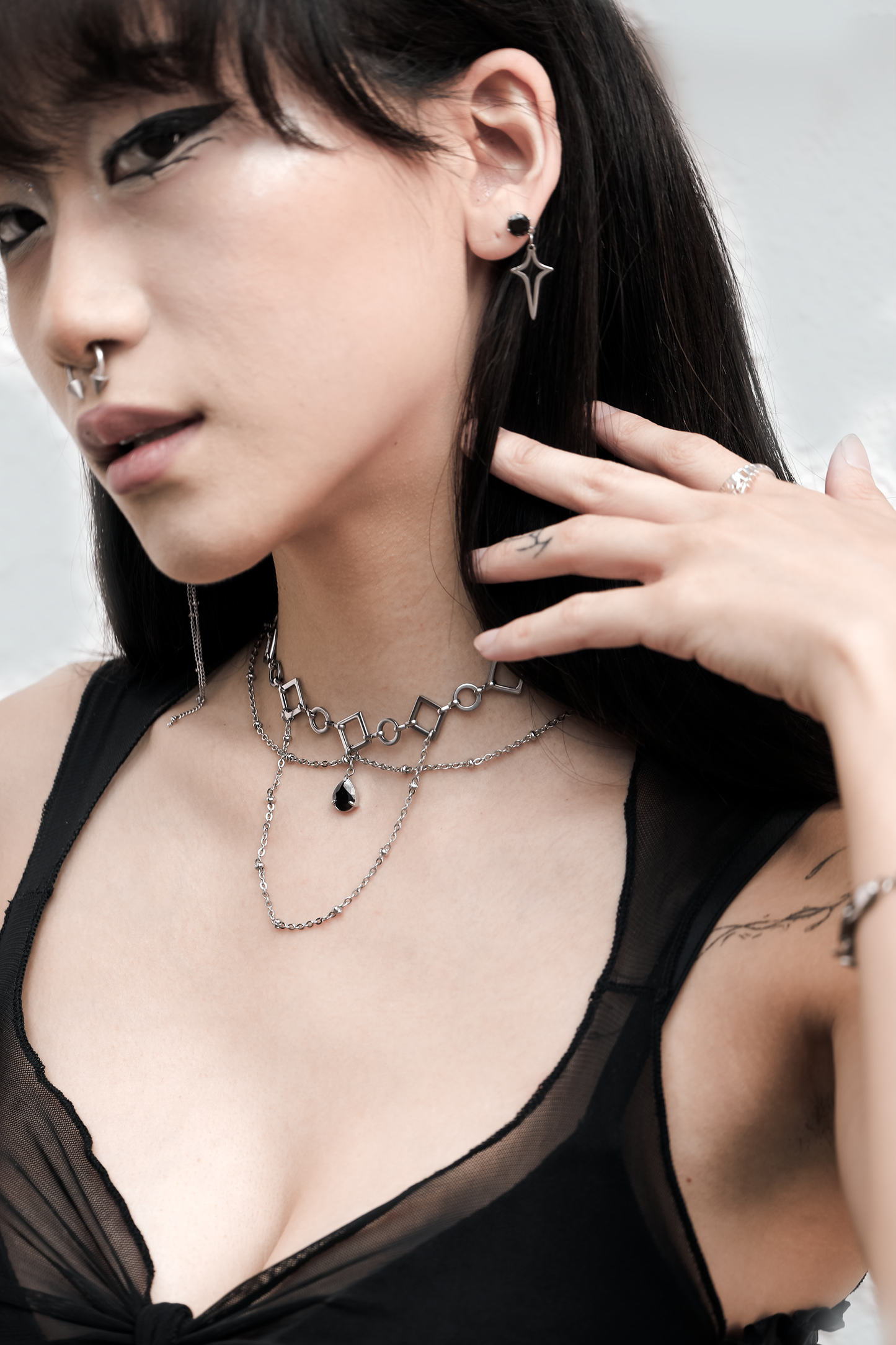 Opulence Choker