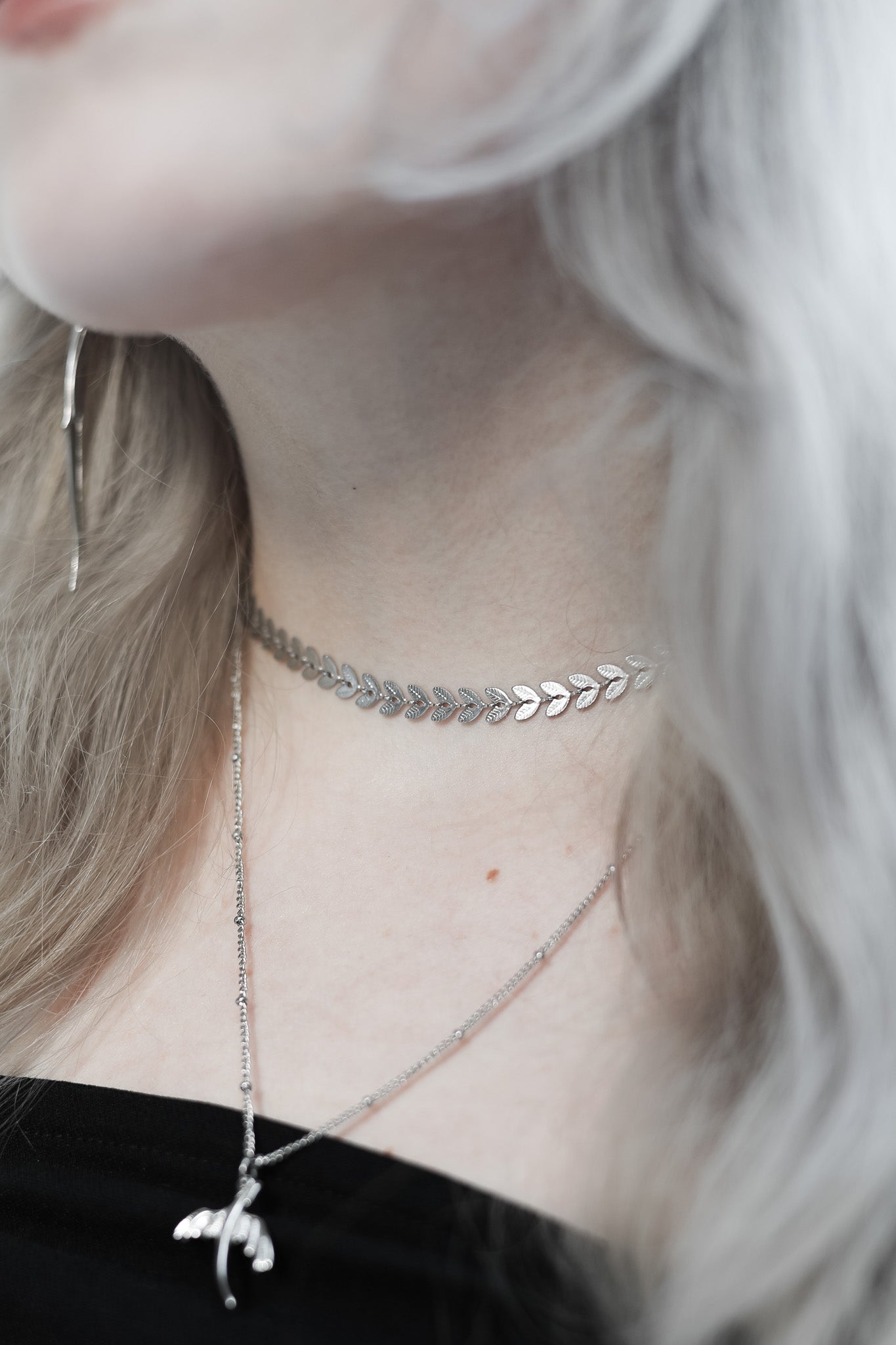 Flourish Choker