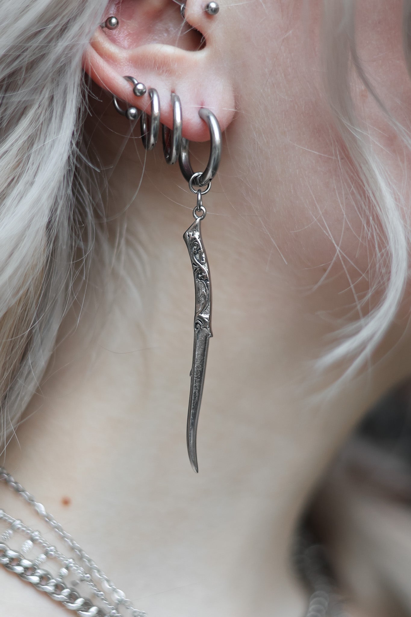 Valor Carver Earrings