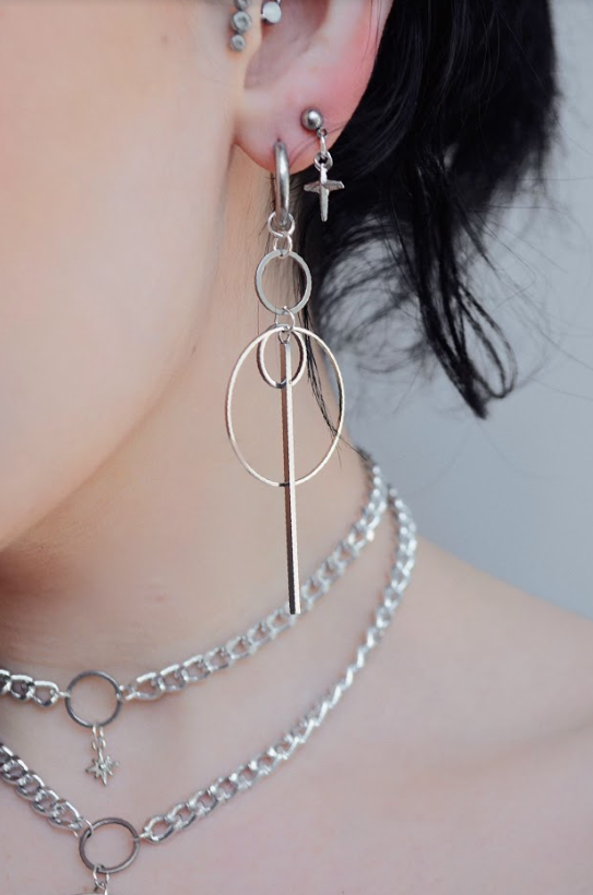 Immolate Variant Earring - Tsuki Blade