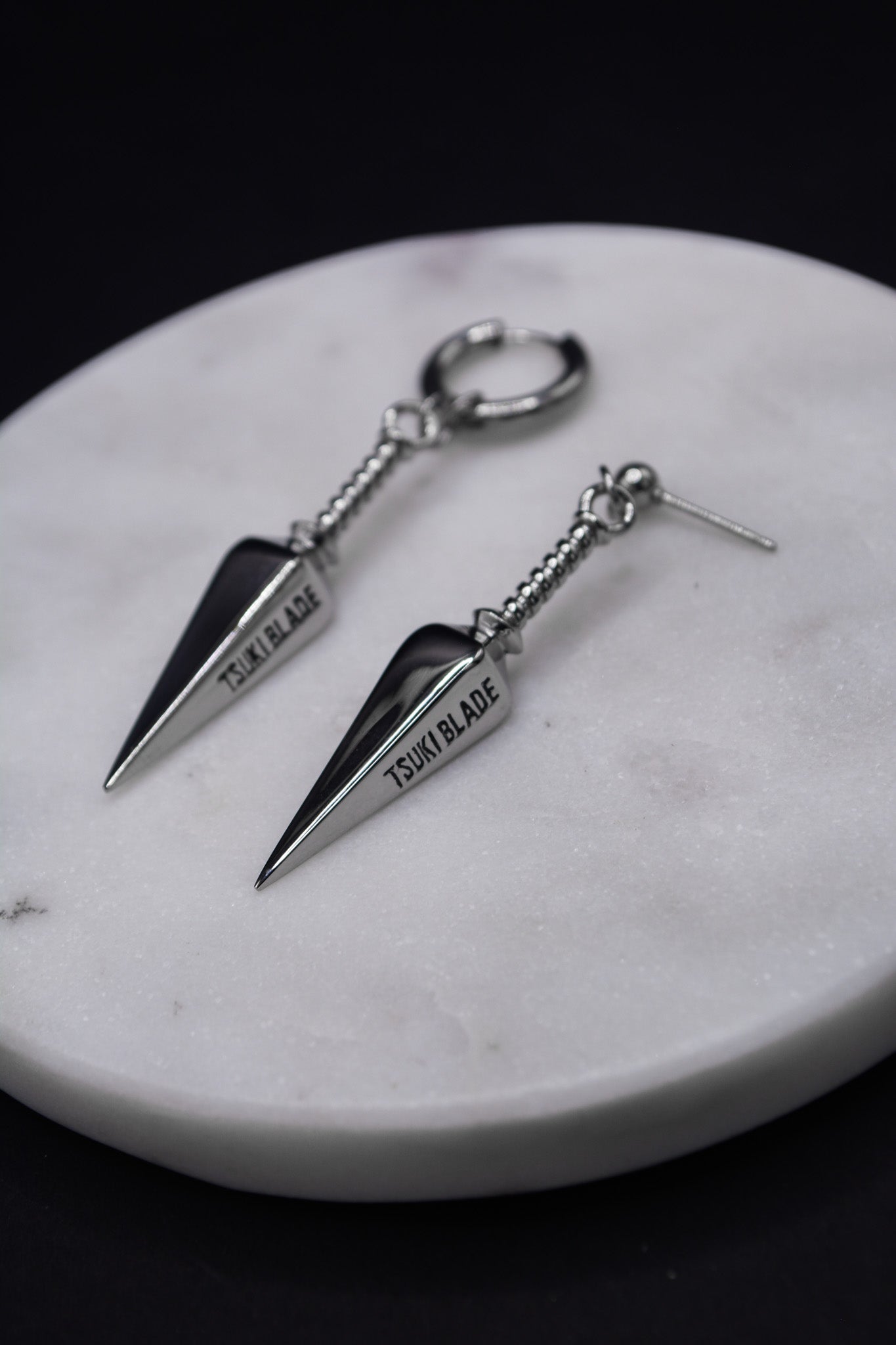 Kunai Earrings - Tsuki Blade