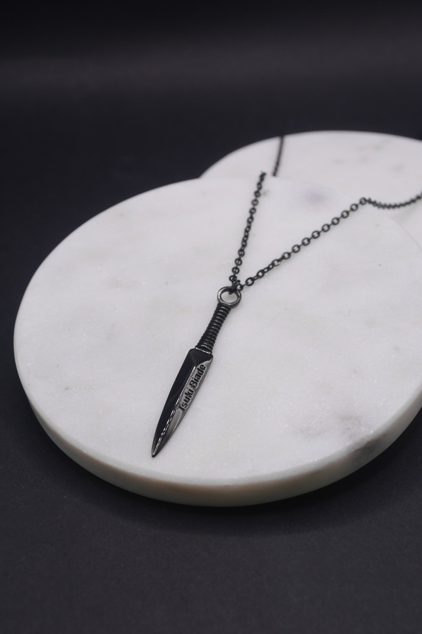 Onyx Nageru Necklace - Tsuki Blade