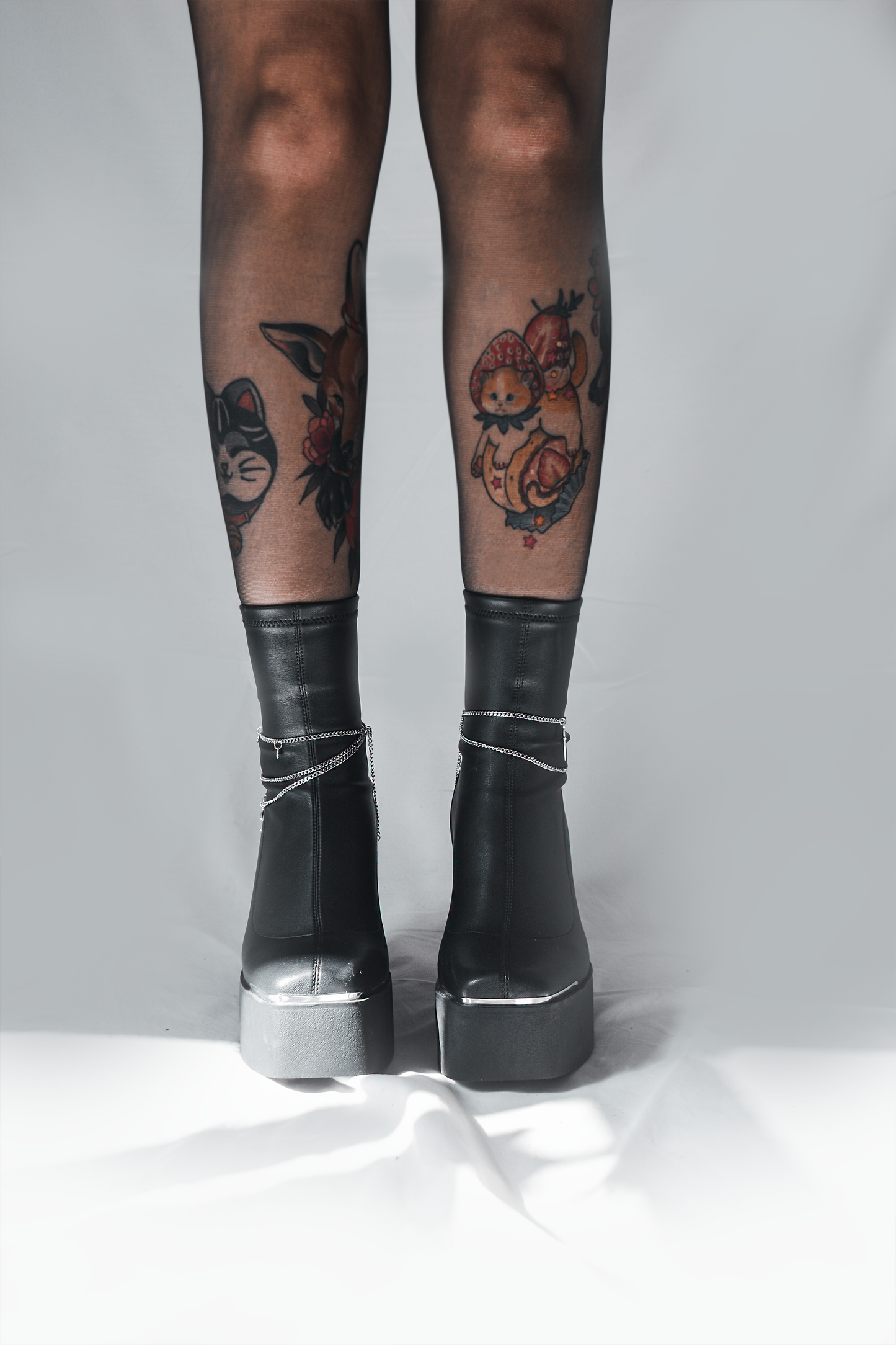 Lunar Strike Boot Chain - Tsuki Blade