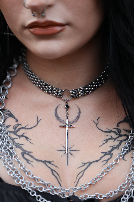 Valiant Warrior Choker
