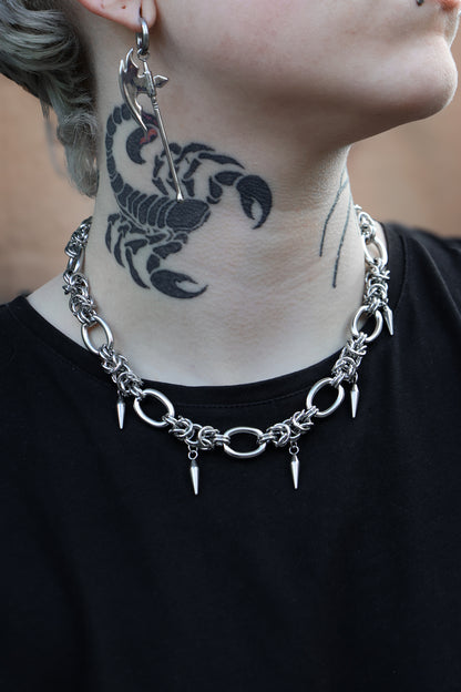 Titan's Thorn Necklace
