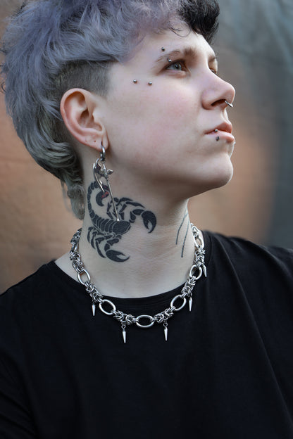 Titan's Thorn Necklace
