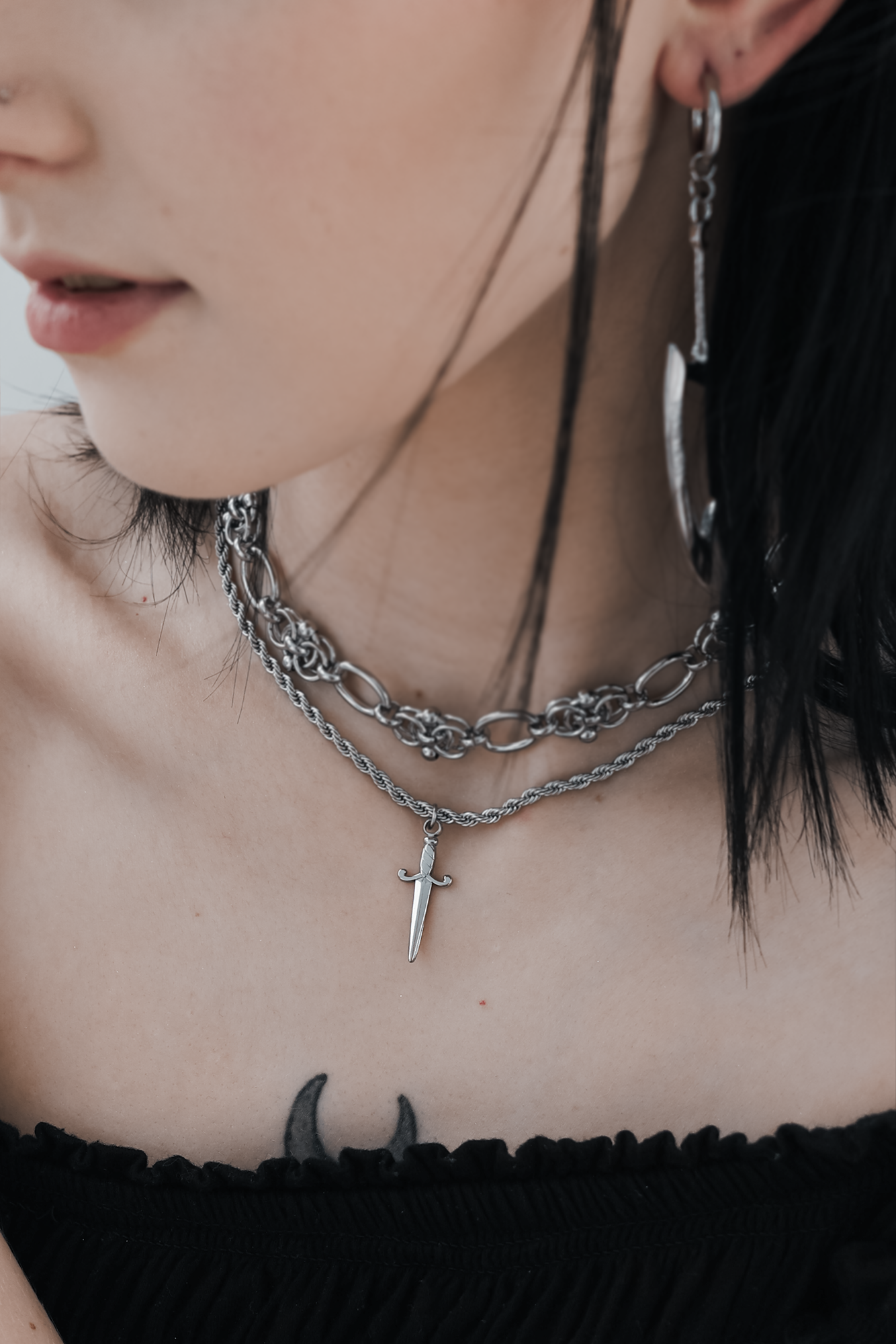 Sacrifice Choker Necklace - Tsuki Blade