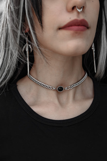 Crystal Bind Choker