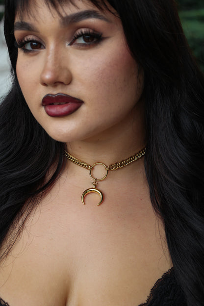 Crescent Binding Choker