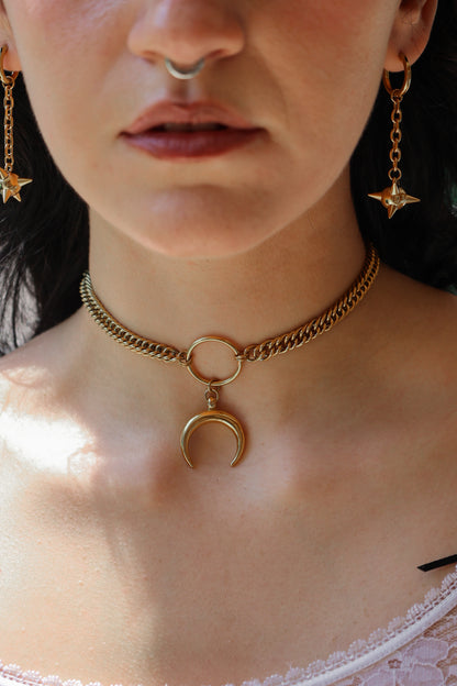 Crescent Binding Choker
