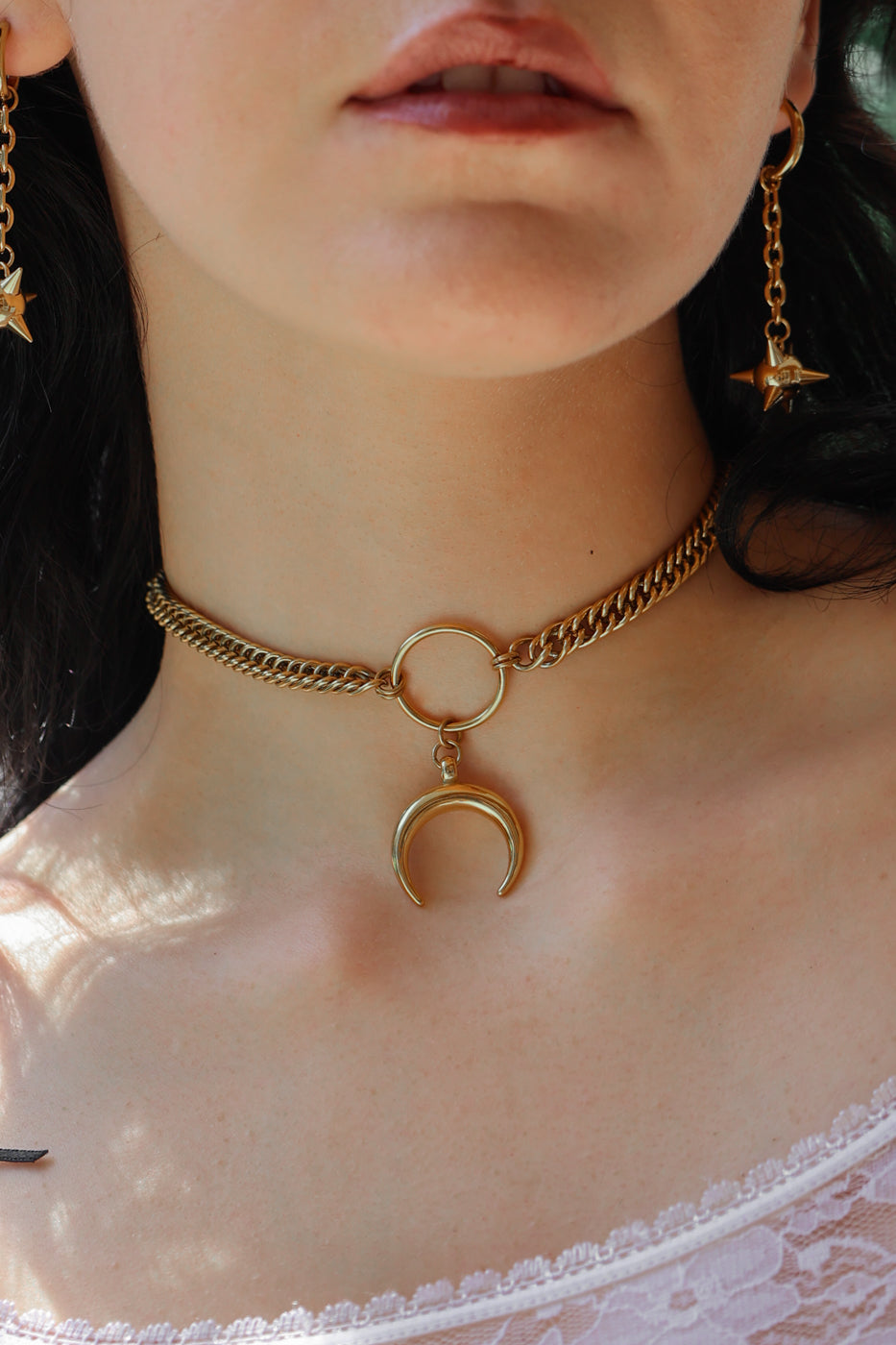 Crescent Binding Choker