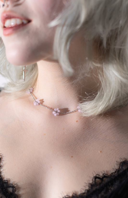 Soft Petals Necklace