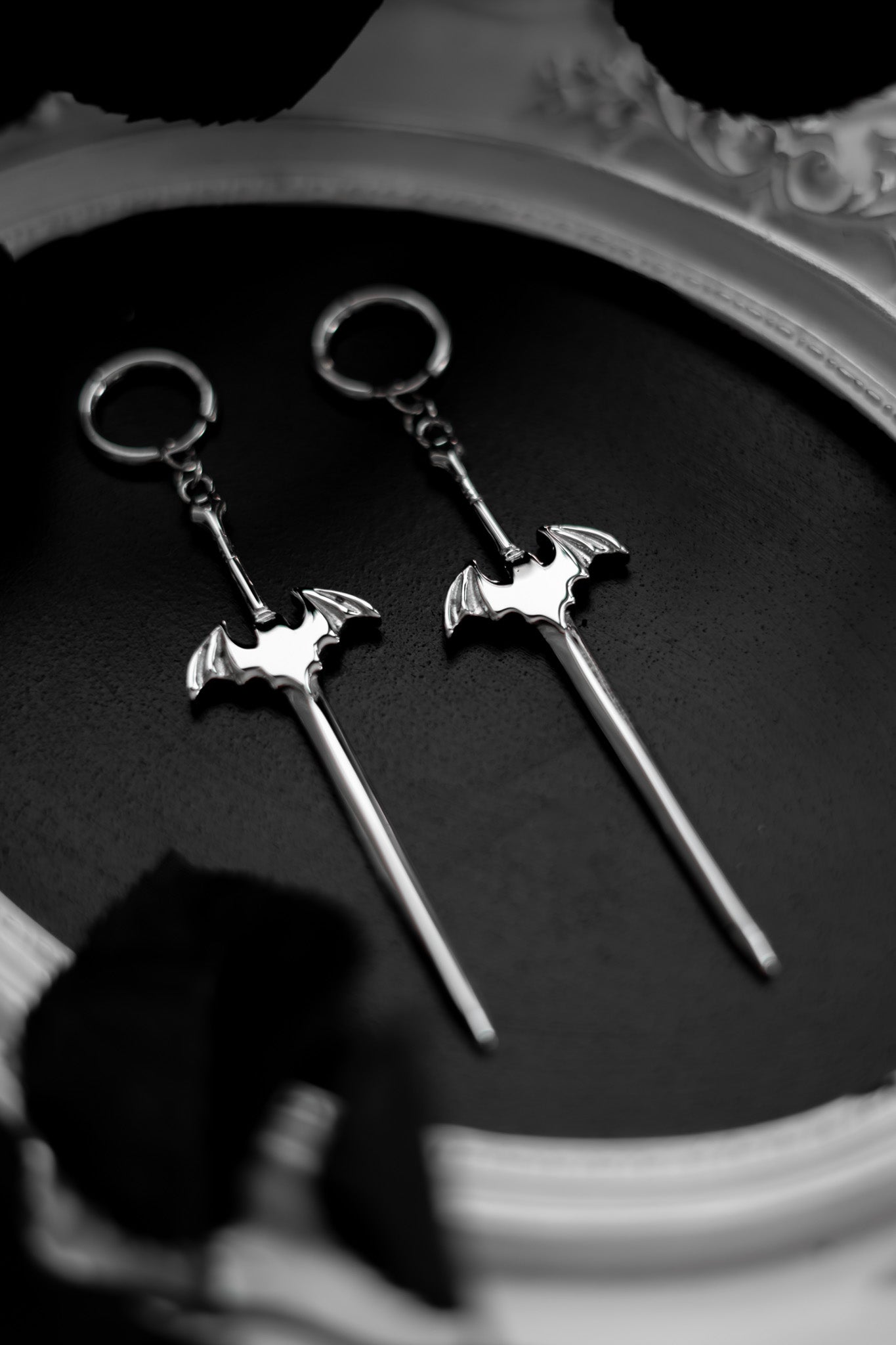 Nightfang Earrings