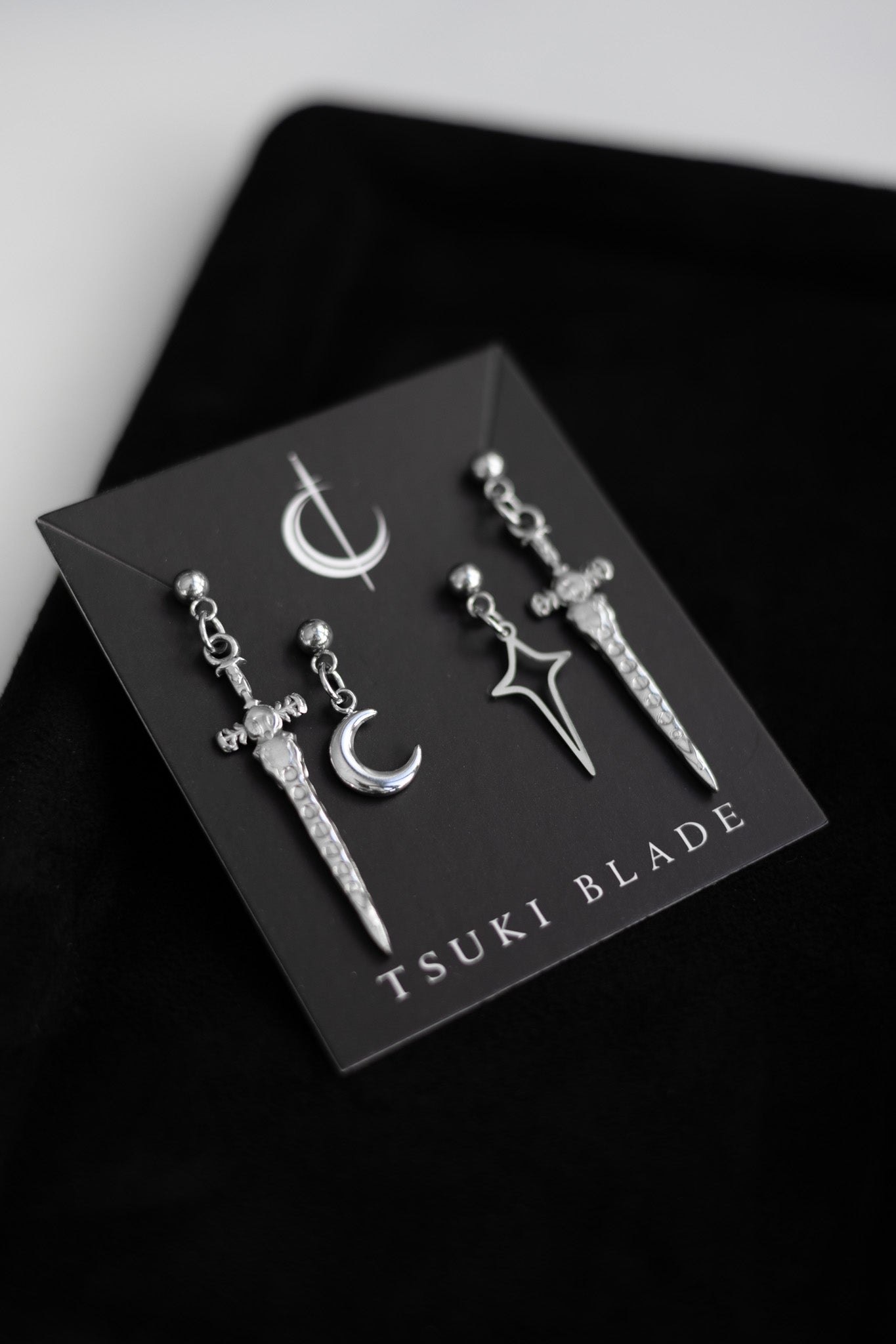 Astral Honor Sword Earrings Stud Set