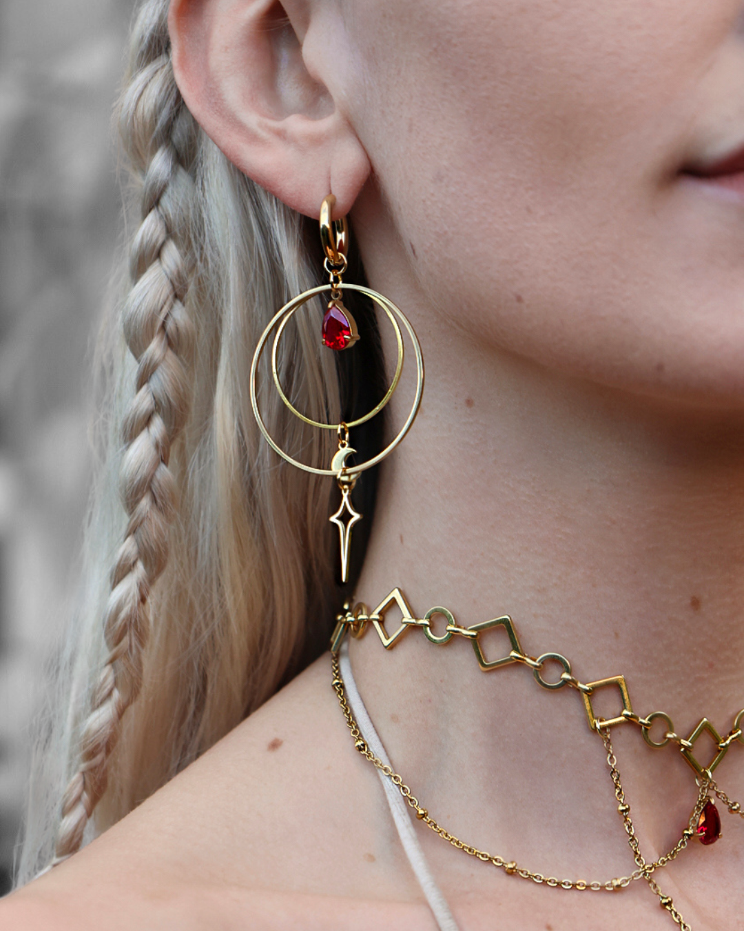 Royal Descent Earrings