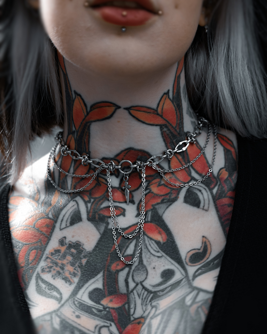 Saunter Choker